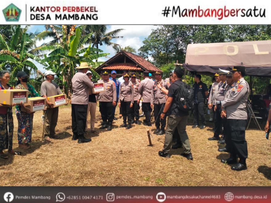 PERBEKEL MENGHADIRI PENANAMAN JAGUNG